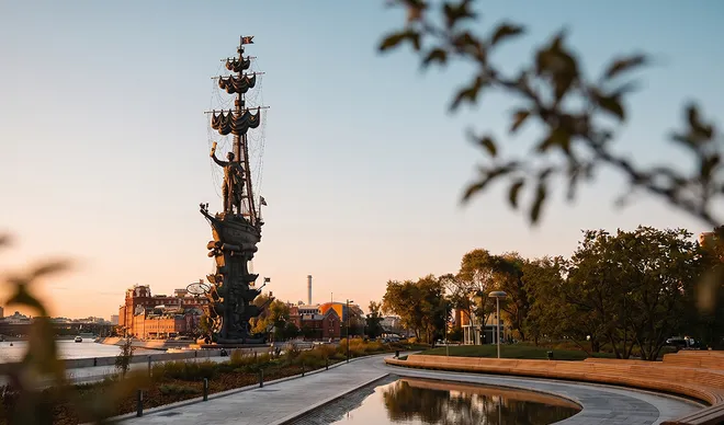 Статуя Петра Первого